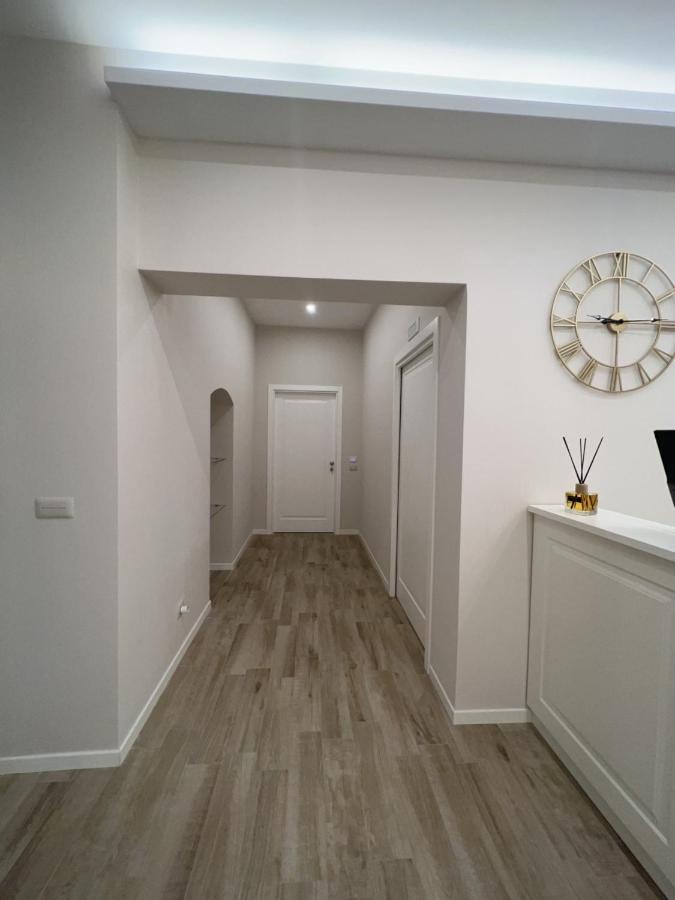 Il Tempio Degli Artisti - Suites Bari Extérieur photo