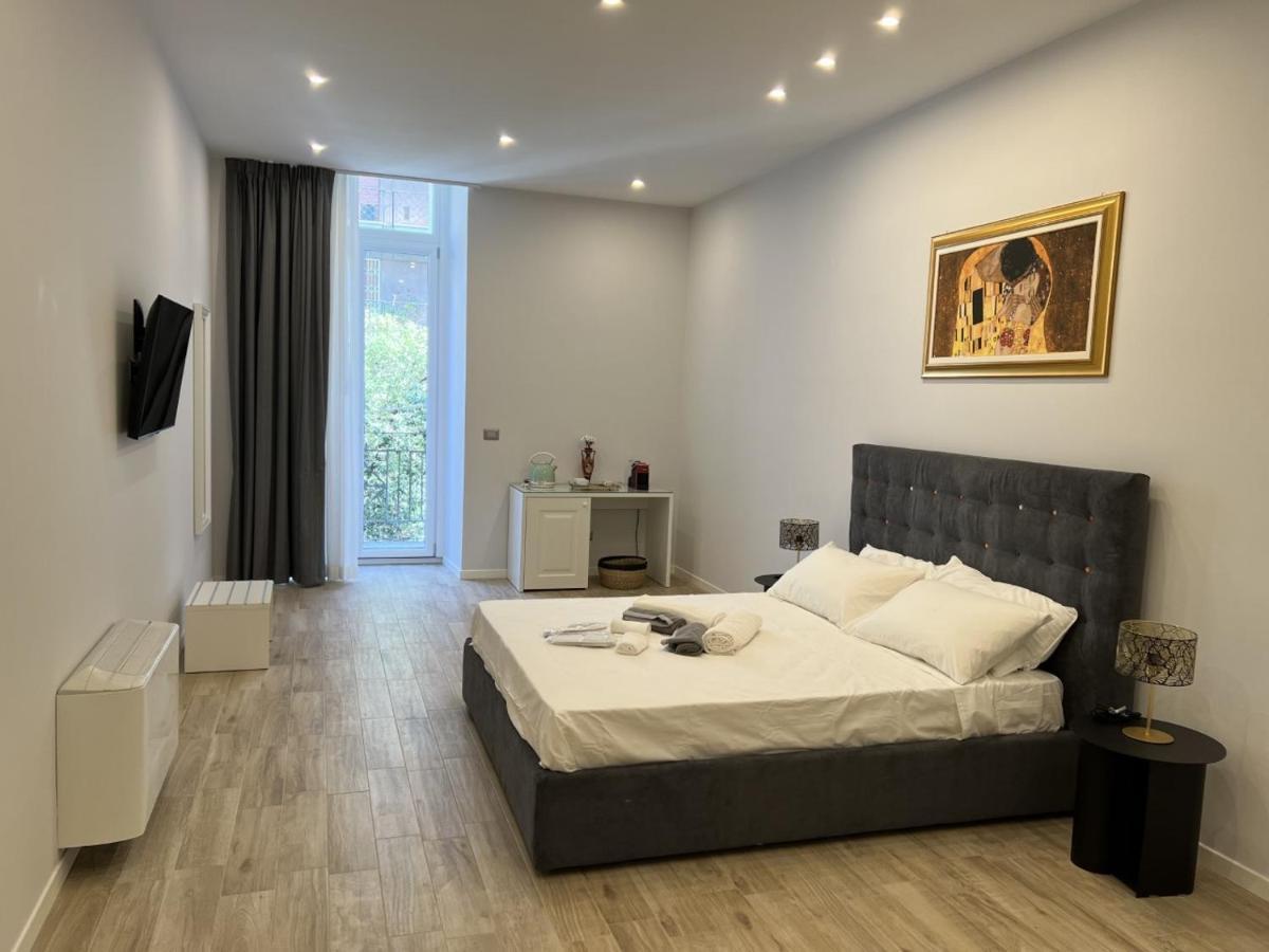 Il Tempio Degli Artisti - Suites Bari Extérieur photo