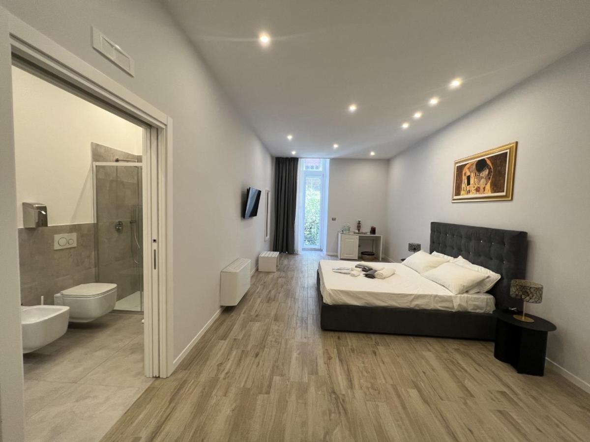 Il Tempio Degli Artisti - Suites Bari Extérieur photo