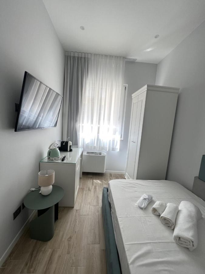 Il Tempio Degli Artisti - Suites Bari Extérieur photo