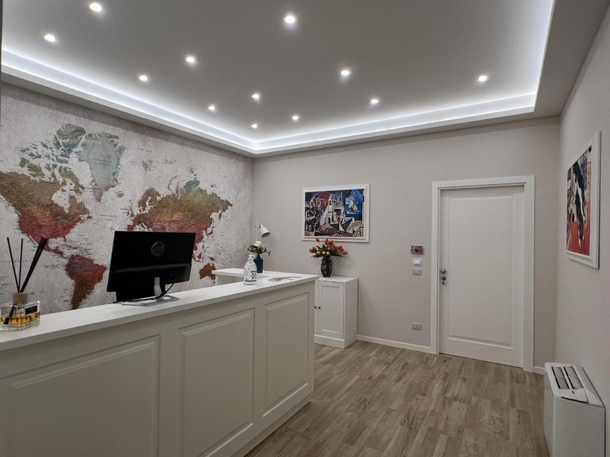 Il Tempio Degli Artisti - Suites Bari Extérieur photo
